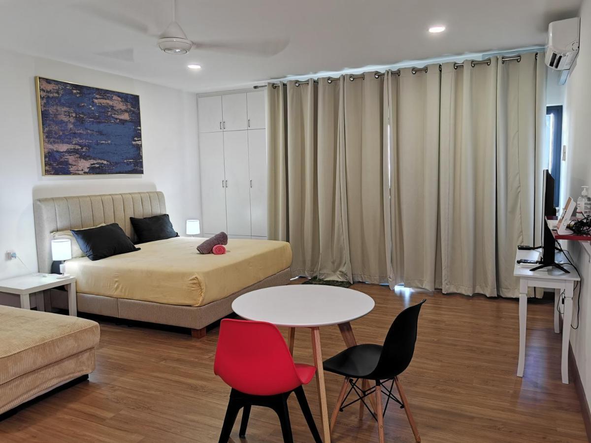 Apple Home 2 At Menara Simfoni, King Size Bed, Cheras, Nexflix, Wifi, Parking Seri Kembangan Exterior foto